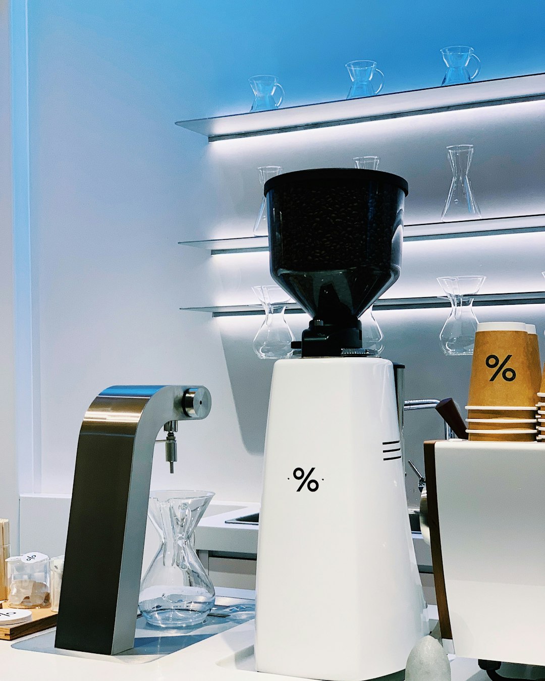 gray-kitchen-appliance-dsg1l43hcri